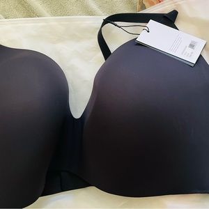 Knix WINGWOMAN BRA
SIZE 8+
BLACK